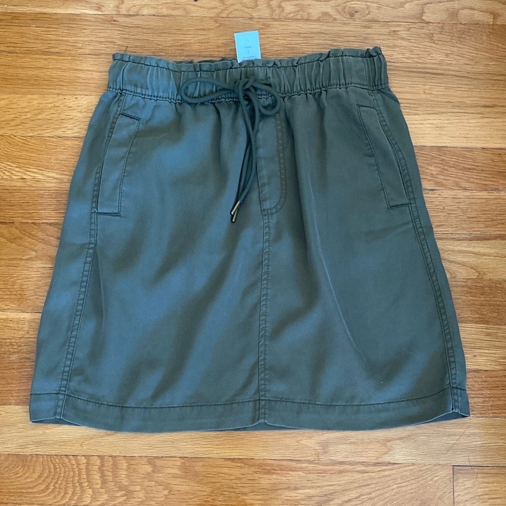 LOFT Cargo Skirt